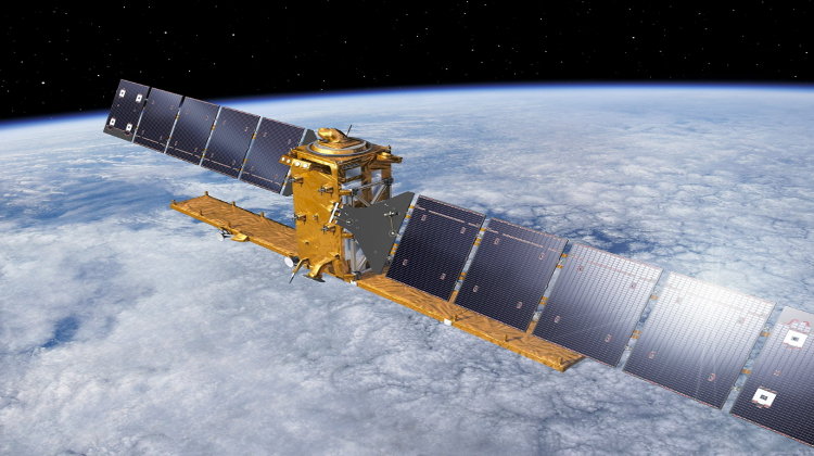 El satélite Sentinel-1, primero de los &#34;centinelas&#34; del ambicioso programa europeo Copérnico para vigilar el medio ambiente y observar los cambios en la superficie terrestre