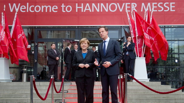 La cancillera alemana Angela Merkel y el Primer Ministro Mark Rutte en la inauguración de la feria Hannover