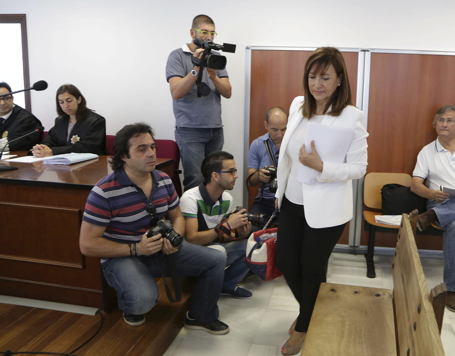 La exalcaldesa de Jerez de la Frontera, Pilar Sánchez (PSOE),ante el juez