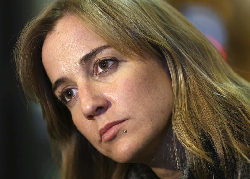La excandidata autonómica de IU, Tania Sánchez, durante una entrevista con Efe en la que recalca que no va a integrarse en Podemos (ALBERTO MARTÍN)