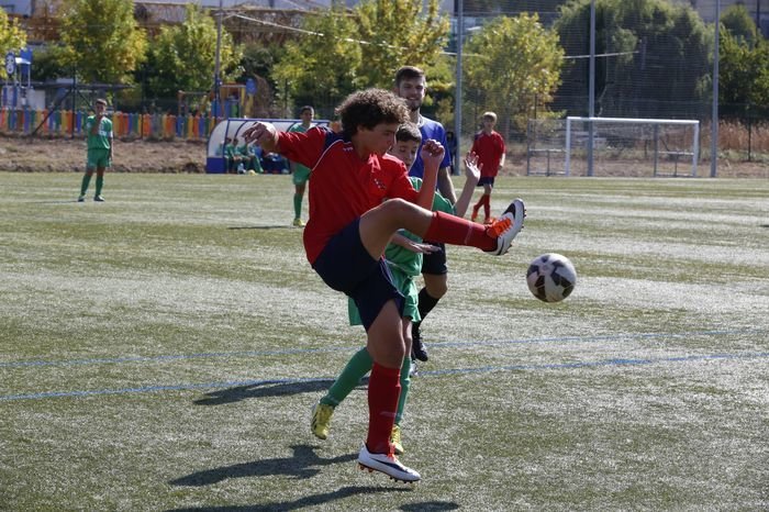 O Carballiño. 05-09-15. Deportes. Torneo de fútbol infantil na Uceira.
Foto: Xesús Fariñas