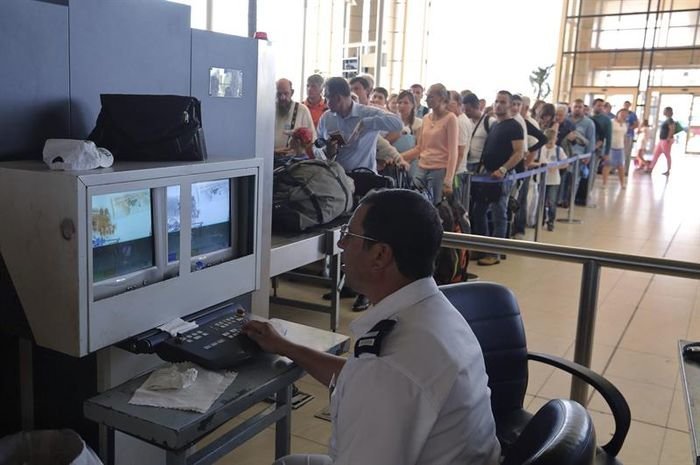 Control de equipaje del aeropuerto egipico de Sharm el Sheij