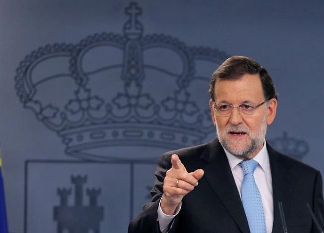 El presidente del Gobierno, Mariano Rajoy comparece en Moncloa tras recurrir al Constitucional.