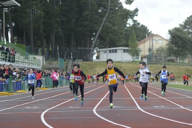 Atletismo escolar en Monterrei
9-4-16