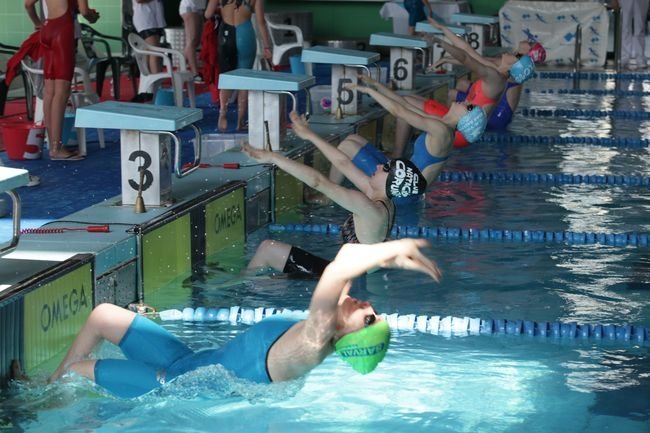 Ourense. 26-06-2016. Torneo de natación en Os Remedios. Paz