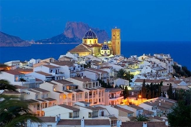 What can we do or visit in Altea?