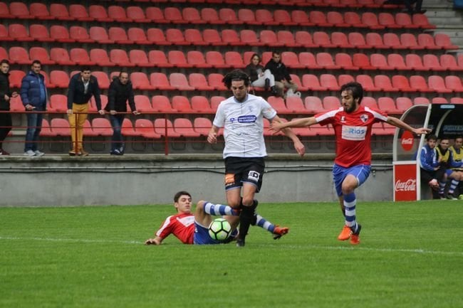Futbol , Preferente Galicia Sur. Ourense CF - Celtiga. O Couto