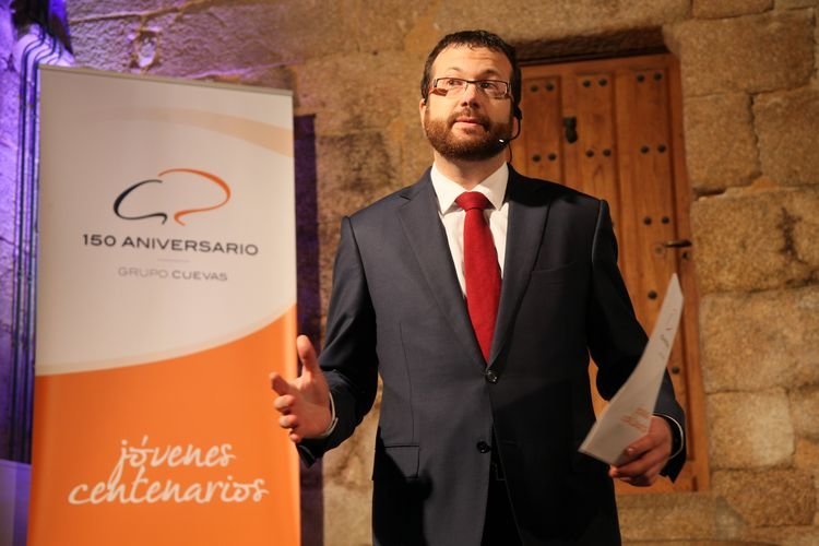 Ourense. 23-11-2016. Presentación del 150 aniversario del grupo Cuevas. Artur Yuste. Paz