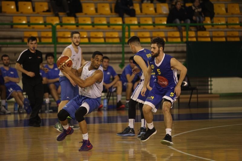 Ourense. 4-02-2017. Cob B-Encinas, partido de baloncesto. Paz