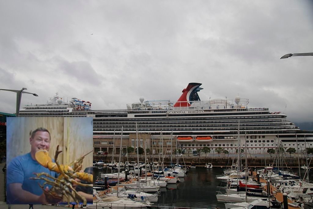 El “Carnival Horizon” hizo ayer su escala inaugural en el puerto de Vigo