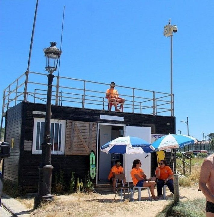 Los puestos de socorristas de los principales arenales miñoranos están abiertos desde el 1 de julio.