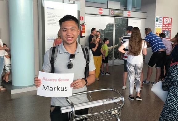 Markus Rosolino llegaba hace pocas horas al Aeropuerto de Peinador