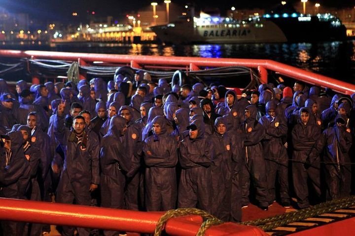 Llegada de inmigrantes al puerto de Algeciras.