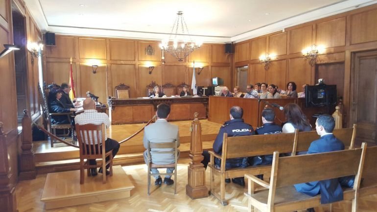 imagen del juicio por el crimen del congelador en la Audiencia en Pontevedra en 2016.