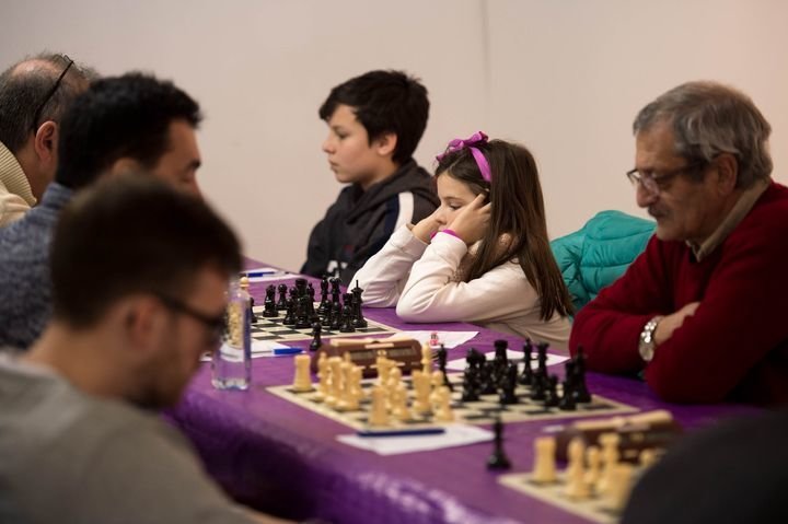 El Provincial de ajedrez reúne a deportistas muy jóvenes con otros mucho más experimentados.
