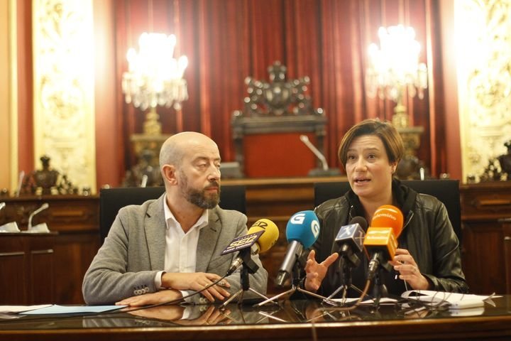 José Araújo y Ana Morenza, en rueda de prensa el pasado mes de abril.