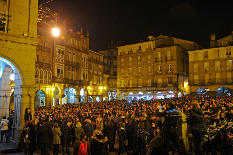Manifestación el pasado año en defensa de la sanidad pública, en la Praza Maior de la ciudad.