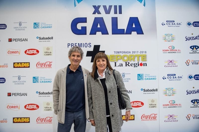 Emilia Mesa, junto al atleta Luis Nogueira, en la última Gala + Deporte.