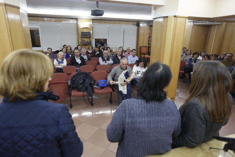 Sanitarios de Atención Primaria en Ourense se reunieron el pasado miércoles para decidir apoyar la huelga de abril (XESÚS FARIÑAS).