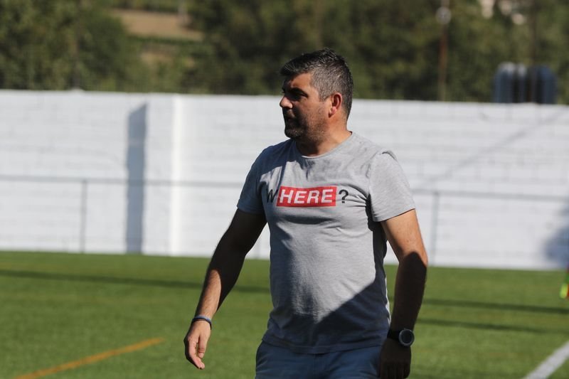 Rivo, entrenador del Velle (IVÁN DACAL).