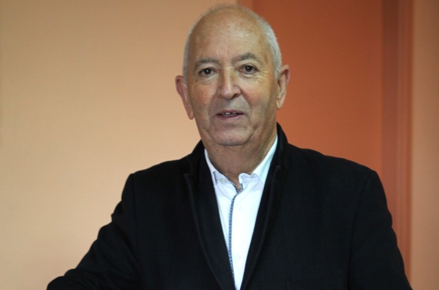 José Antonio Pérez Cortés posa en su despacho unos meses después de ganar las últimas municipales.