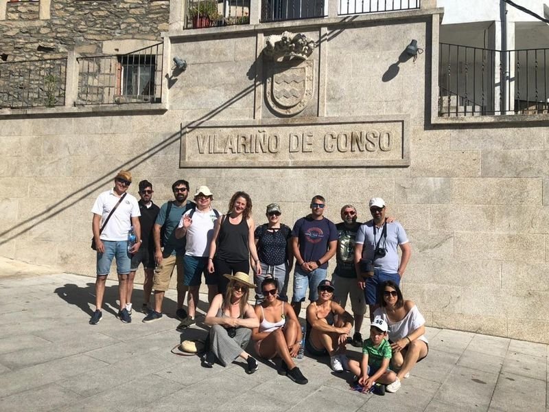 El grupo de bloggers que visitaron ilariño de Conso.