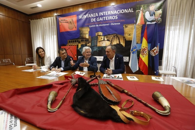 Cindy Manso, José Luis Suárez, Rosendo Fernández e Xosé Luis Foxo.