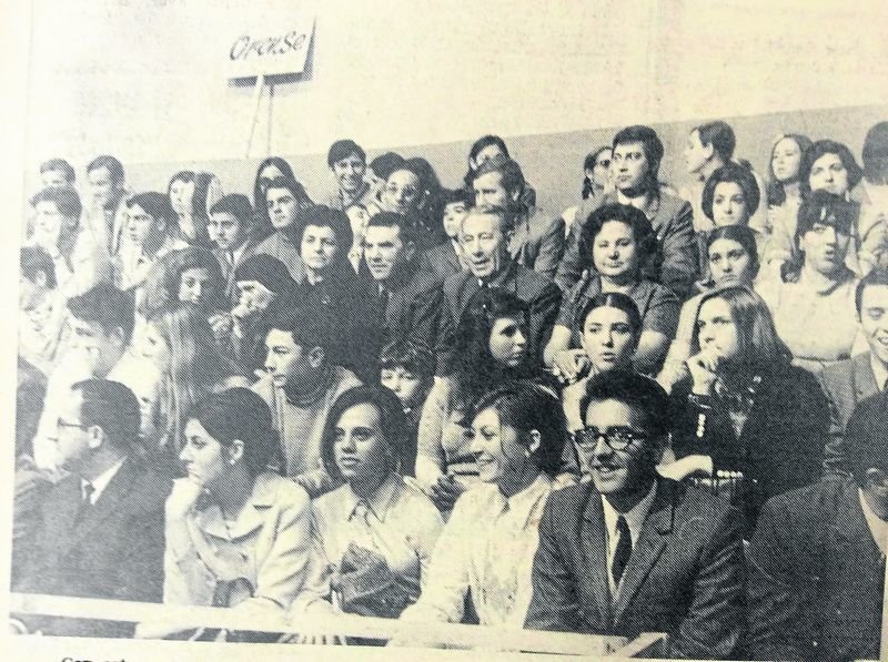 (2) Parte del público orensano en el concurso de TVE “Cesta y Puntos” en 1969.