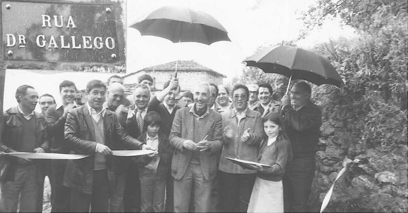 Homenaje de sus vecinos en la localidad de Riomolinos en 1980.