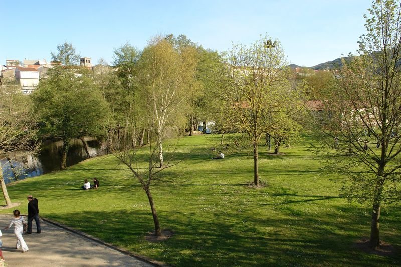 Parque Portovello, lugar habilitado para o baño dos cans.
