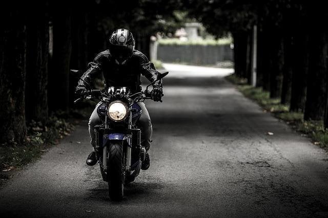 biker-407123_640_result