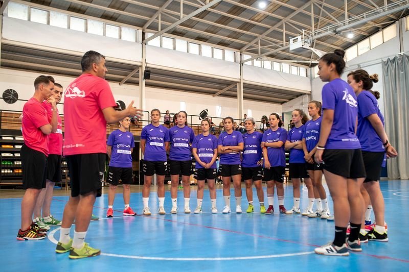 OURENSE (PAVILLÓN OS REMEDIOS). 12/08/2019. OURENSE. Presentación del equipo de fútbol sala femenino Cidade de as Burgas. FOTO: ÓSCAR PINAL
