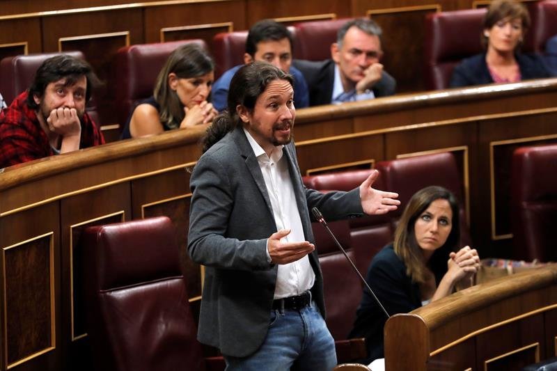 El líder de Unidas Podemos Pablo Iglesias, interviene este miércoles en el pleno del Congreso. (Foto: EFE)