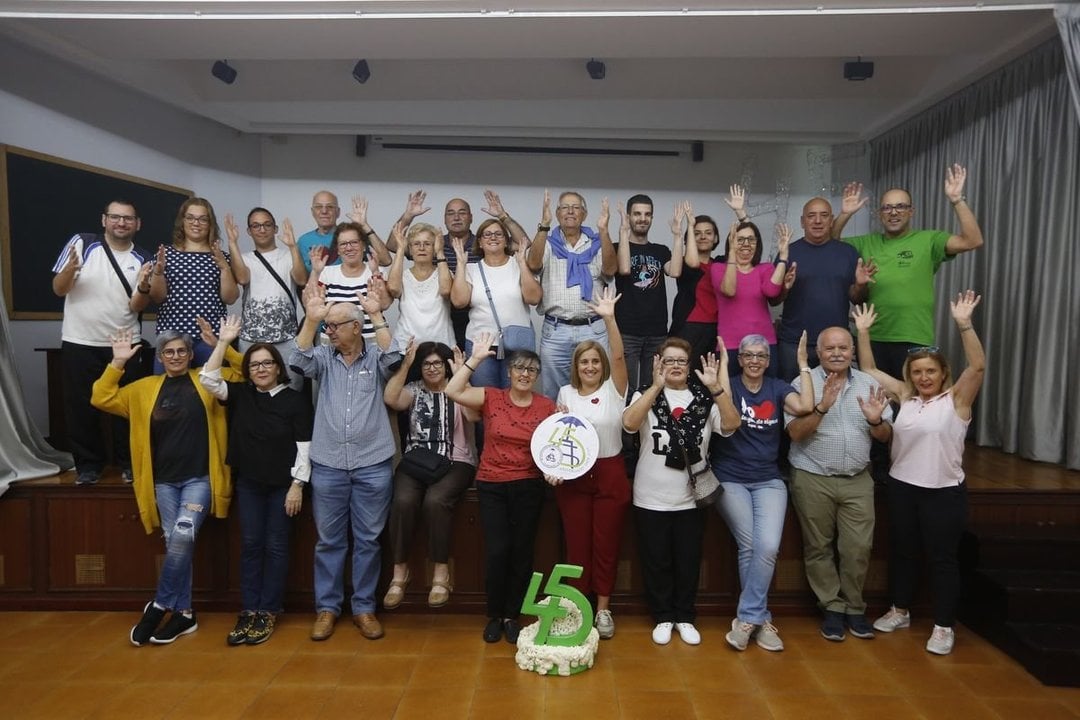 Ourense. 27/09/2019. Fotos de los integrantes de la asociación de sordos de Ourense.
Foto: Xesús Fariñas