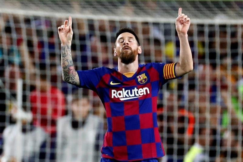 El delantero del FC Barcelona Leo Messi celebra tras marcar el cuarto gol ante el Sevilla. (Foto: EFE)