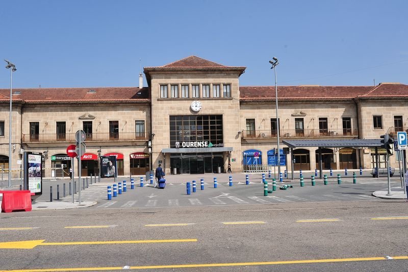 Convertir la estación de Ourense en un nudo de comunicaciones, el desafío (JOSÉ PAZ).
