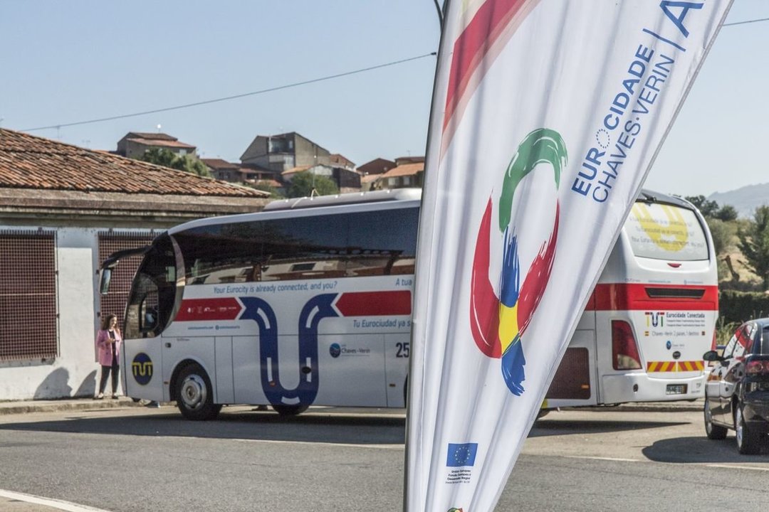 El autobús que cubre desde hace unos meses la línea de la Eurocidade enfre Chaves y Verín.