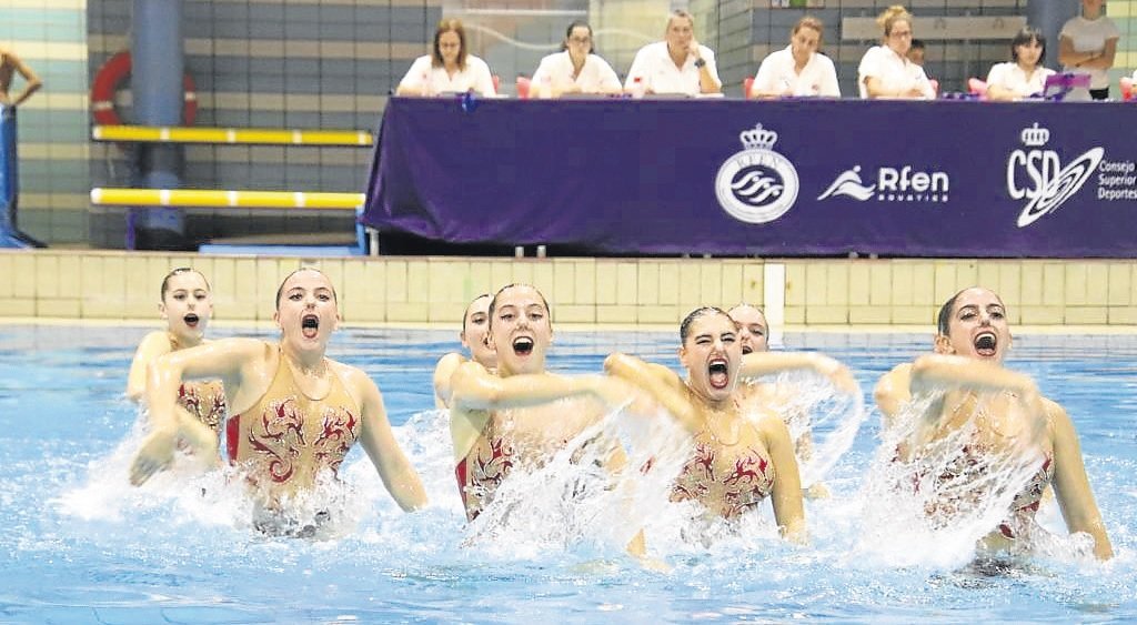 Las nadadoras ourensanas llegaron al madrileño Centro M86 con la idea de realizar un gran Campeonato de España, y lo lograron.