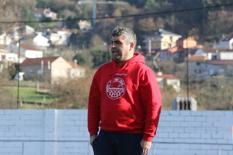 David Rivo en su etapa como entrenador del Velle (IVÁN DACAL).