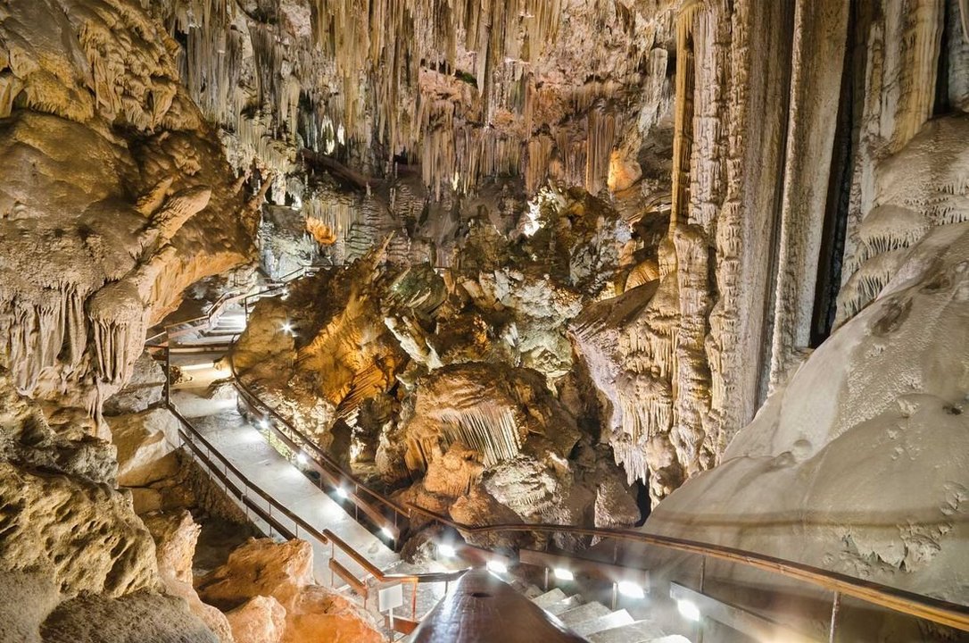 Cueva de Nerja, Málaga.