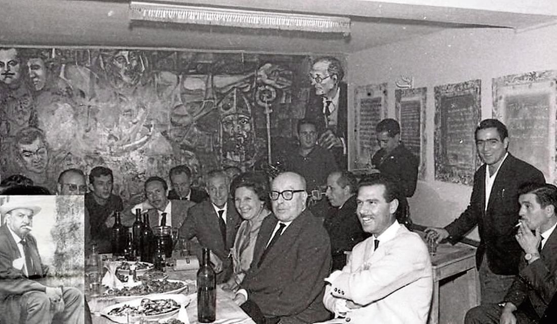 Ramón Otero Pedrayo, Prego de Oliver, Xesús Ferro Couselo, o doutor Conde Corbal e outros intelectuais, no mítico O Volter. Na esquina inferior esquerda da imaxe, o Tucho.