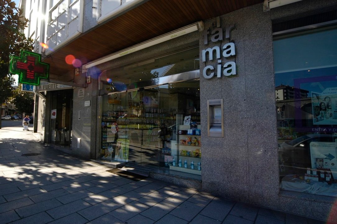 Una farmacia en Ourense.