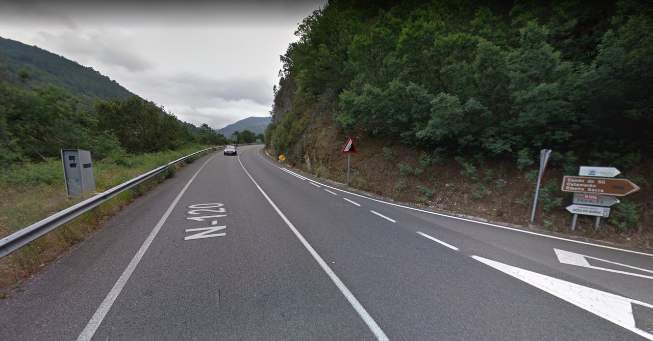 Punto kilométrico 550 de la N-120, donde se ubica el radar que más denuncias registró en Ourense en 2019. (Foto: Google Maps)