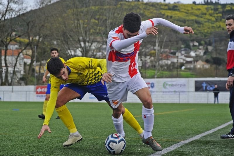 Ourense 16/2/20
Futbol en el Monte da Aira
Velle-Polígono
Fotos Martiño Pinal