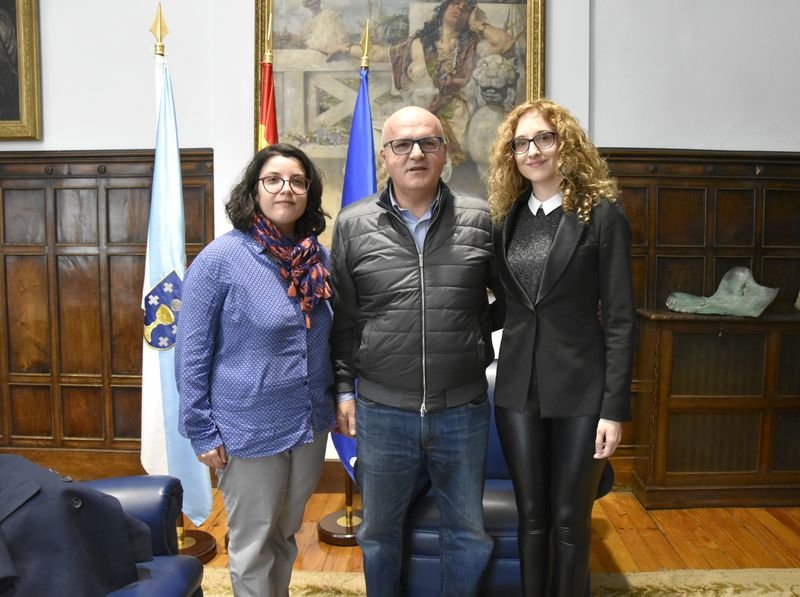 Bibiana Blanco, Manuel Baltar y Yolanda Ramos, en su reunión.