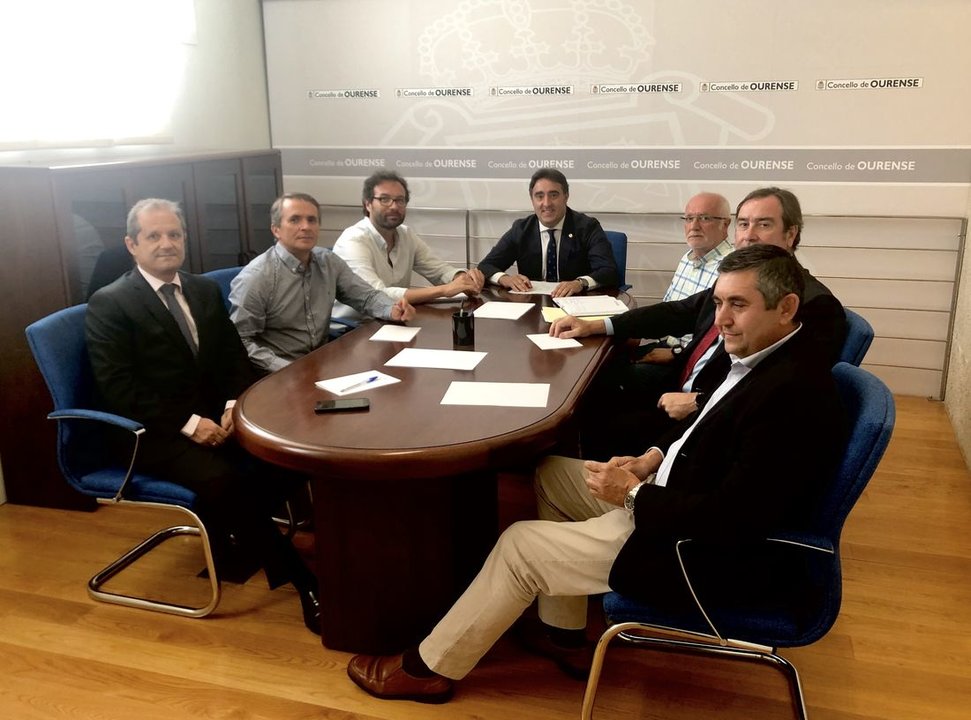 Jorge Pumar, en su reunión con los representantes de Ecourense.