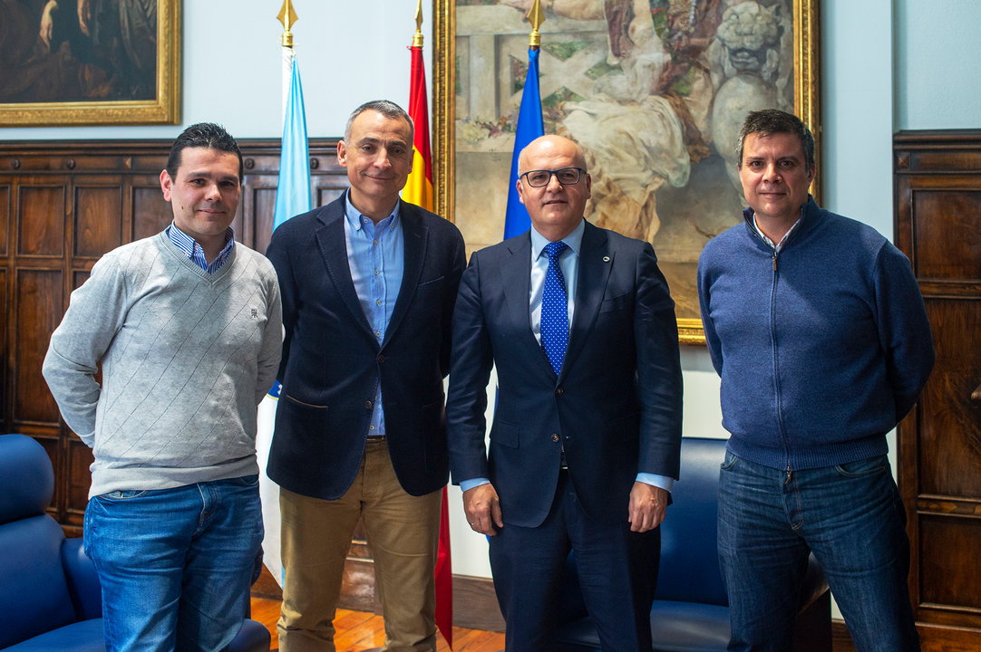 Francisco Masid, Roberto Baratta, Manuel Baltar y Alberto Estévez, ayer durante la reunión en el Pazo Provincial.