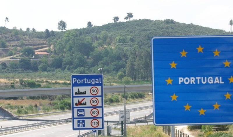 Foto de archivo, frontera de Portugal