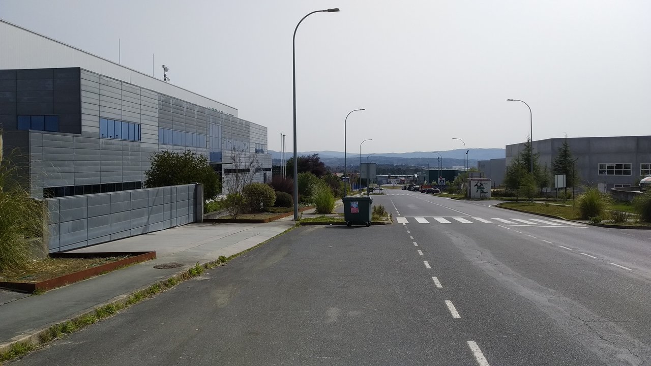 Aspecto del parque de Pereiro de Aguiar, con HIspaplasti a la izquierda y, al fondo a la derecha, la entrada a Megatech.