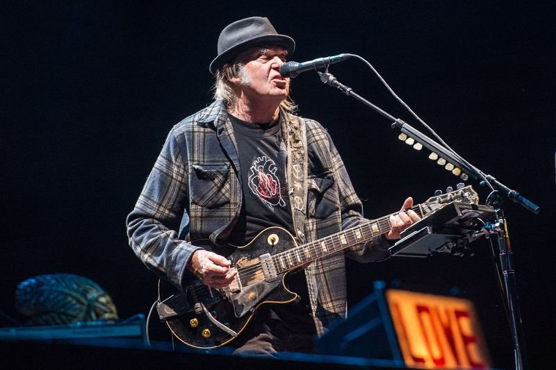 Neil Young, autor de &#34;Ohio&#34;, la canción más dura contra el expresidente estadounidense Richard Nixon.